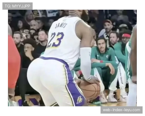 评论：湖人防守效率徘徊联盟下游，哈姆的轮换策略再受质疑